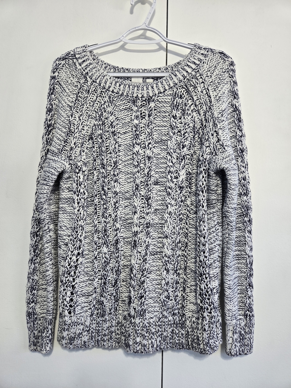 GAP Women’s Large Cable Knit Sweater Navy White Marled Chunky Cotton